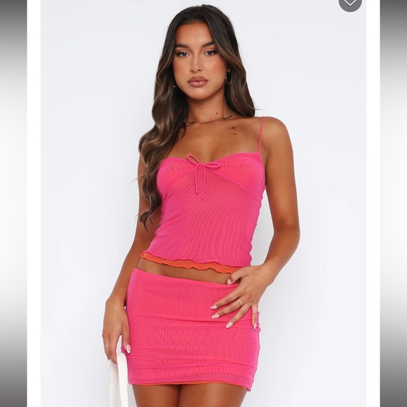 White Fox Boutique Perfect Symphony Crop Hot Pink (S) - Picture 2 of 5